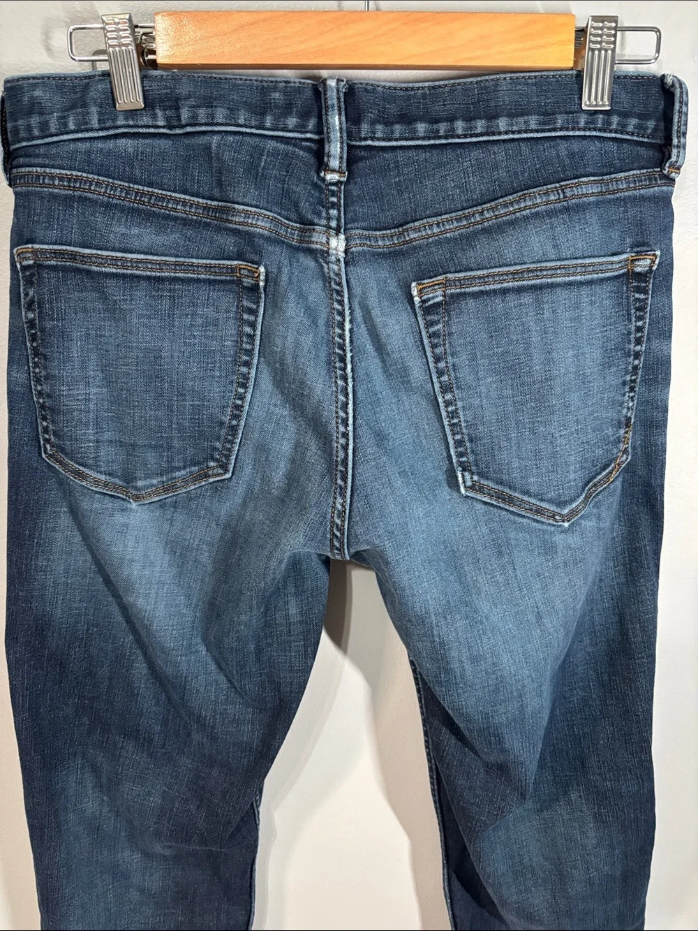 Banana‎ Republic jeans men’s size 32 waist blue slim well worn and comfy